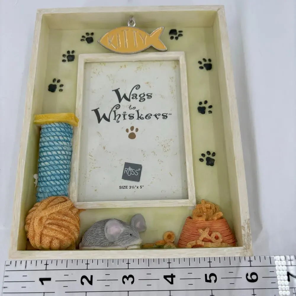 Russ Wags to Whiskers Cat Kitty Shadow Box Picture‎ Frame For 3.5 x 5 Inch Photo